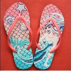 Coral reef mermaid lagoon retro mermaid flip flops